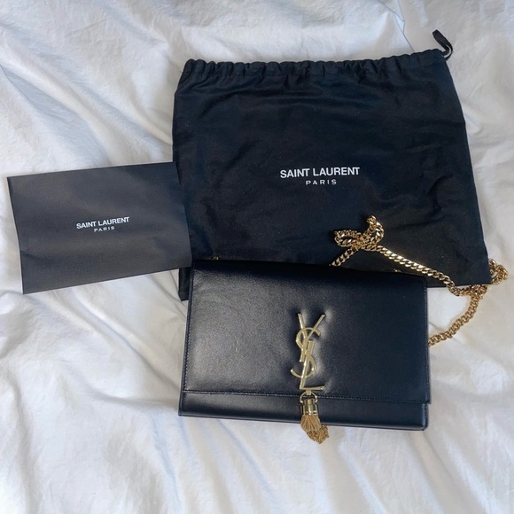 kate medium with tassel in smooth leather